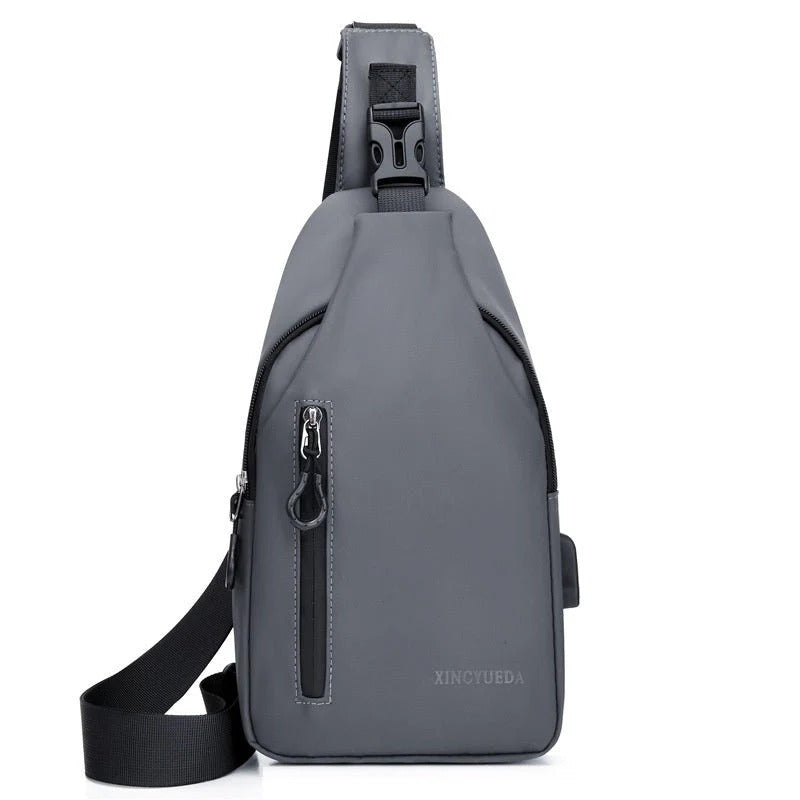 Sporty Crossbody with Style & Function 🧢🔥