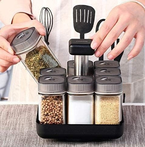 Stylish Kitchen Organizer 🍽